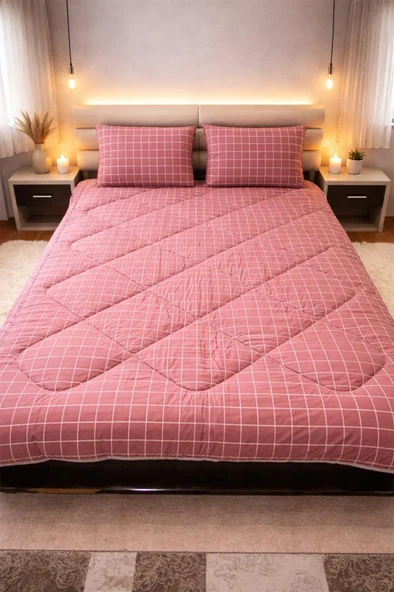 Kare Wellsoft 195x215 Cm Çift Kişilik Yorgan Takımı Kırmızı ürün görseli 1