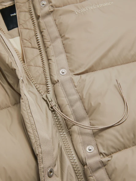 Peak Performance W Down Puffer Kadın Mont - Resim 8