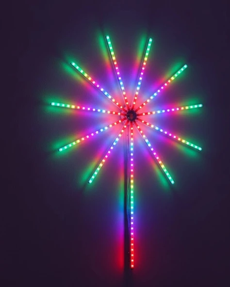 Modüler RGB LED Duvar Işığı Havai Fişek Efektli Uzaktan Kumandalı P191611S551 ürün görseli 1