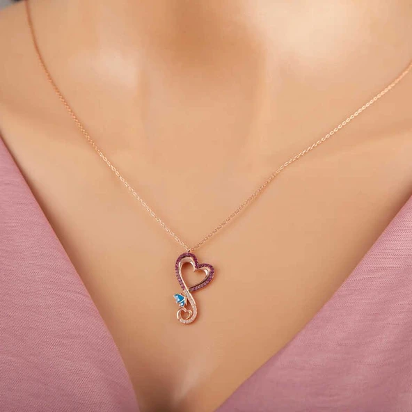 Gümüş Rose Kalpli Kelebek Kadın Kolye ürün görseli 1