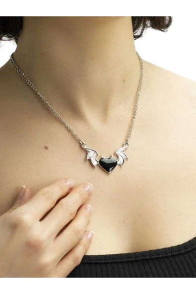 Uniquetrenders Punk Gotik Yarasa Kanatlı Kalpli Antik Gümüş Kaplamalı Sevgili Kolyesi ürün görseli 1