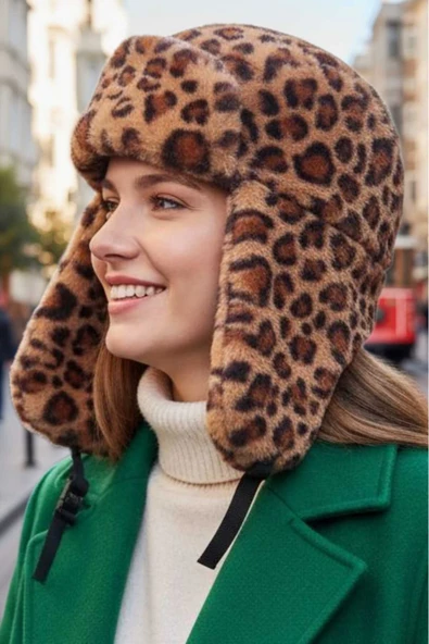 Uniquetrenders Kadın Leopar Desenli Peluş Kalpak Pilot Şapka ürün görseli 1