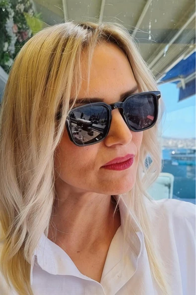 Uniquetrenders Kadın Gina Vintage Kare Model Güneş Gözlüğü ürün görseli 1