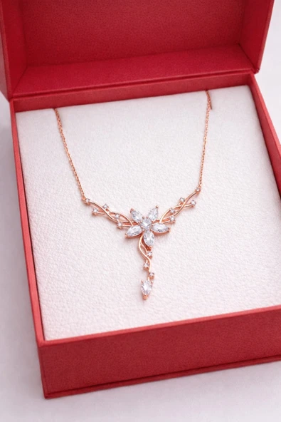 ÇEKİRDEK JEWELRY 925 Ayar Gümüş Sarmaşık Yıldızlı Kolye ürün görseli 1