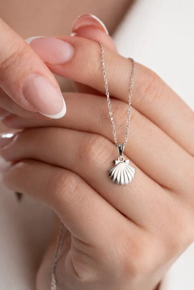 ÇEKİRDEK JEWELRY 925 Ayar Gümüş İstiridye Kolye ürün görseli 1