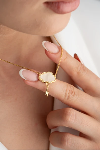 ÇEKİRDEK JEWELRY 925 Ayar Gümüş Altın Kaplama Bulut ve Şimşek Figürlü Zarif Kadın Kolye ürün görseli 1