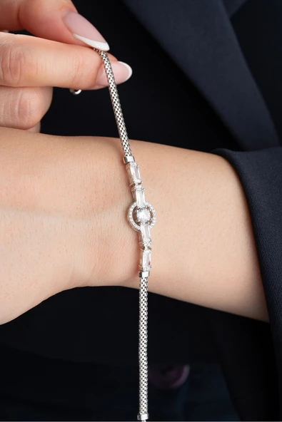 ÇEKİRDEK JEWELRY 925 Ayar Gümüş Parlak Zirkon Taş Detaylı Kadın Bileklik ürün görseli 1