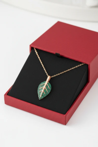 ÇEKİRDEK JEWELRY 925 Ayar Gümüş Yeşil Yaprak Kolye ürün görseli 1