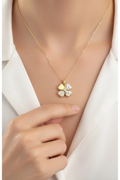 ÇEKİRDEK JEWELRY 925 Ayar Gümüş Zirkon Taşlı Ters Yonca Kolye ürün görseli 1