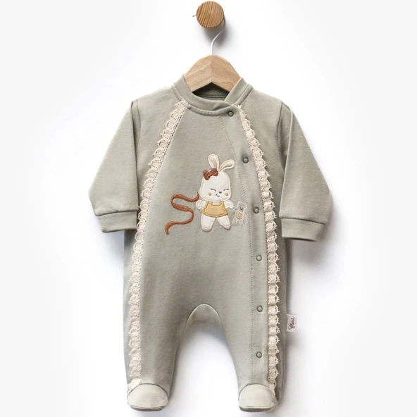 Kız Bebek Haki Yeşil Fistolu Tavşanlı Desenli Çıtçıtlı Patikli Tulum ürün görseli 1