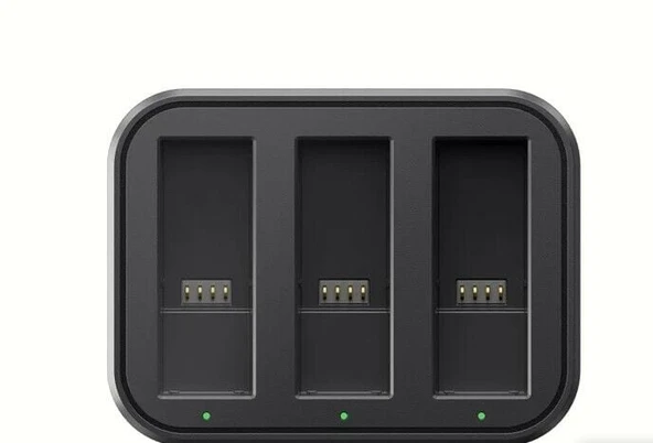 Insta360 Ace Pro Fast Charge Hub - Resim 3