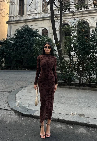 Flok Çiçek Desenli Dik Yaka Sandy Maxi Elbise ürün görseli 1