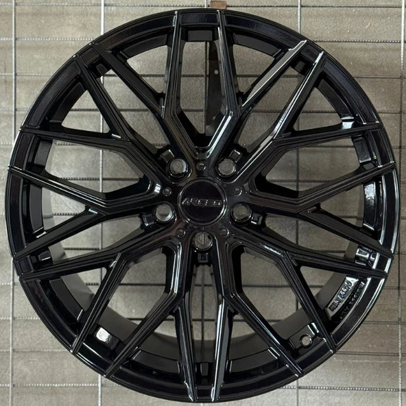 5*120*18*9.0 ET37 CH72.6 GLOSS BLACK ARCEO VALENCİA ürün görseli 1