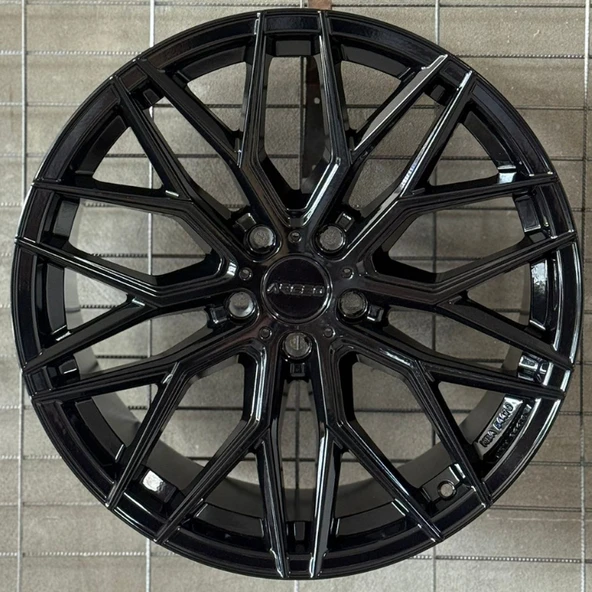 5*120*19*9.5 ET45 CH72.6 GLOSS BLACK ARCEO VALENCİA ürün görseli 1