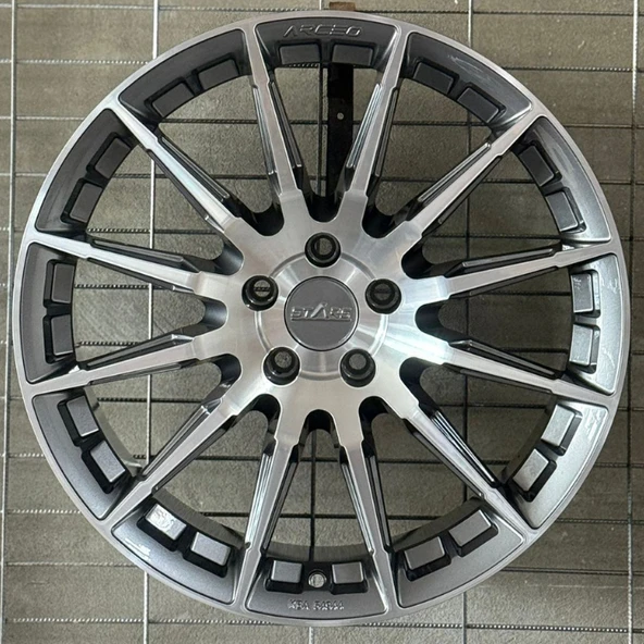 5*112*19*8.0 ET30 CH73.1 GUN METAL DİAMOND ARCEO ASW03 JANT ürün görseli 1