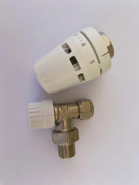 Danfoss 1/2 Köşe Tip Termostatik Radyatör Vana Seti Pex Bağlantılı C1 Gövde+015G3630 ürün görseli 1