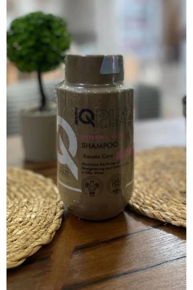 IQ PLUS PROFESSIONAL BESLEYİCİ NATURAL SÜLFAT İÇERİĞİ OLMAYAN SAÇ BAKIM SAÇ BAKIM ŞAMPUANI I 300 ML ürün görseli 1