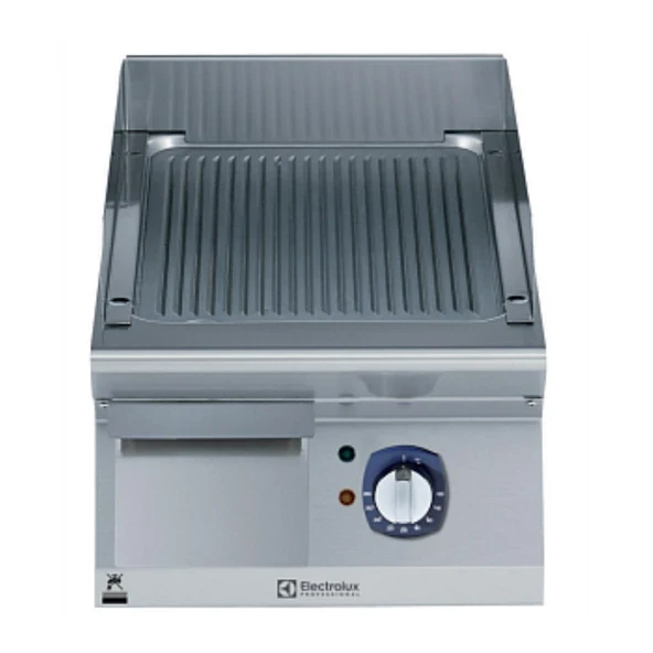 Electrolux Professional Endüstriyel Nervürlü Fırçalanmış Krom Kaplamalı Çelik Pişirme Yüzeyi İle Yarım Modül Elektrikli Izgara, Eğimli, Termostatik Kontrol, Kazıyıcı Dahil E7IILDAOMCA ürün görseli 1