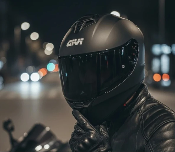 Givi 50.x Mat Siyah Kapalı Motosiklet Kaskı Spectra Siyah Camlı ürün görseli 1
