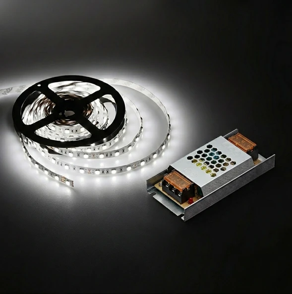 Şerit Led 5 Metre Beyaz Işık İç Mekan 3 Çipli & LED DRİVER LED & TRAFOSU 5 AMPER 60 WATT 12 VOLT ürün görseli 1