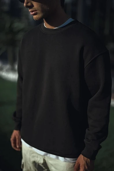 Kışlık Bisiklet Yaka Üç İplik Basic SweatShirt - Siyah ürün görseli 1