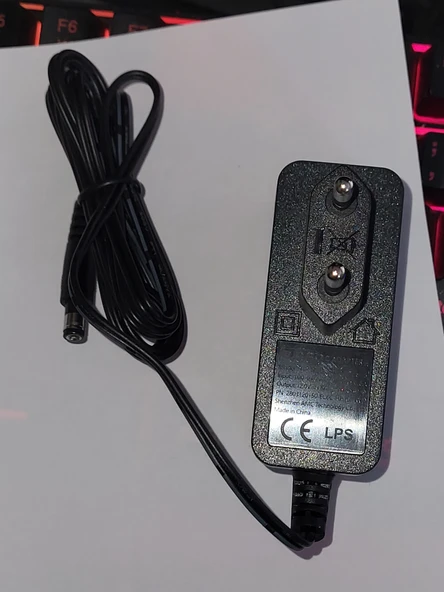 AC/DC Adaptör 12 volt 1. Amper şerit led, uydu,modem,router ADAPTÖR - Resim 2