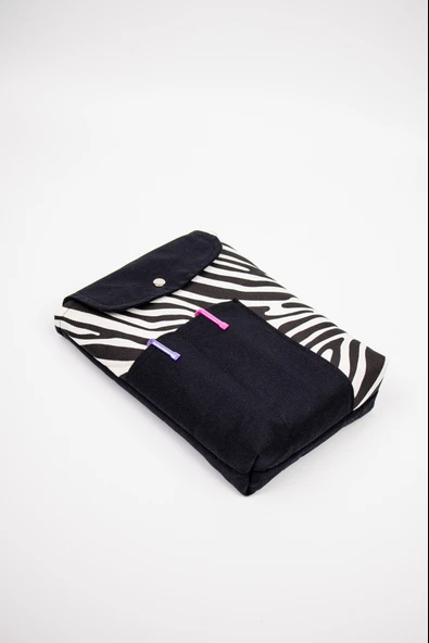 Kitap Defter Tablet Çantası Kanvas Zebra Desenli Organizer 25x30 cm ürün görseli 1