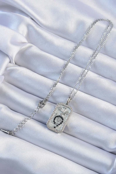 Zarif Kadın için Silver Çelik Zincir Zirkonlu Minik Papatya Tarot Kolye ürün görseli 1