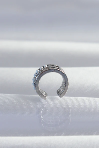Zarif Kadın için Silver Pirinç İncili Baget Taşlı Earcuff Küpe ürün görseli 1