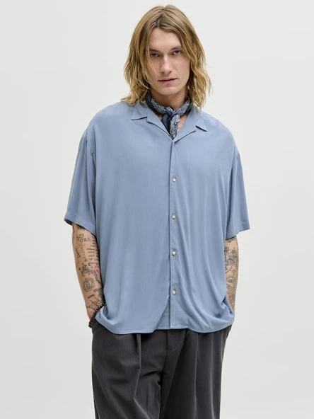JACK JONES Erkek Viskon Rahat Kesim Kısa Kollu Gömlek 12288852 ürün görseli 1