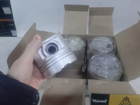 PİSTON 4 adet fiyatıdır ve sekmanlar hariçtir Hyundaı H100 Turbosuz 2500 motor Panelvan Minibüs ve Kamyonet  0,50 dir starndart değil-8771135-050 H100 2.5 Y.M. 91.10mm 8771135 ürün görseli 1