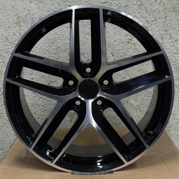 5*112*18*8.0 ET40 CH57.1 BLACK DİAMOND DY438 ürün görseli 1