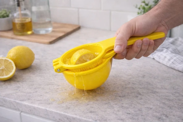 BUFFER Pratik Plastik Süzgeçli Çekirdek Ayıran Limon Sıkacağı ürün görseli 1