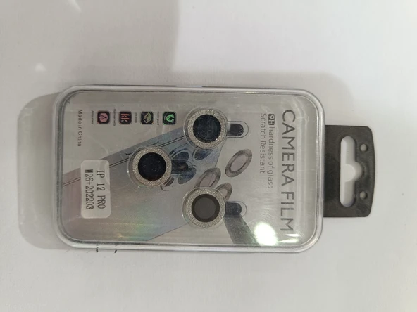 iPhone 12 Pro simli beyaz kamera koruyucu ürün görseli 1