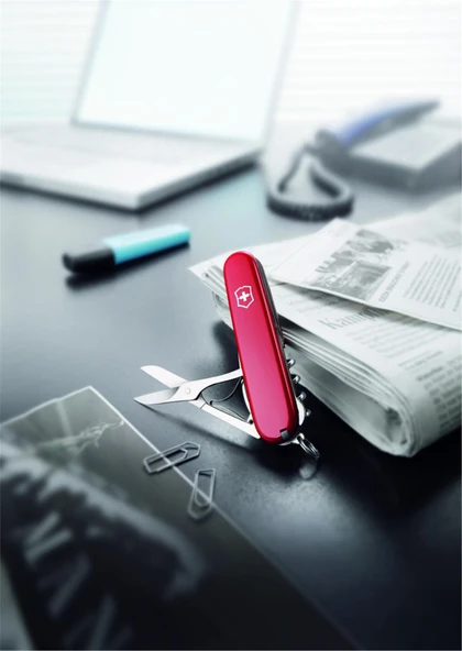 Victorinox 1.3405 Compact Çakı - Resim 4
