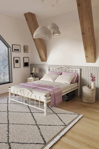 EFON Bella Metal Ferforje Karyola Çift Kişilik Beyaz 150X200cm ürün görseli 1