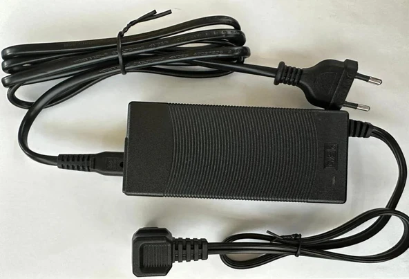 GVE AC/DC Oto Buzdolabı 220 Volt Adaptörü Hepsine Uyumlu ürün görseli 1