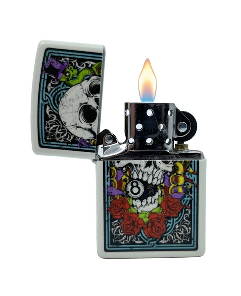 Zippo Deadman’s Skull Dizayn Çakmak - Resim 3
