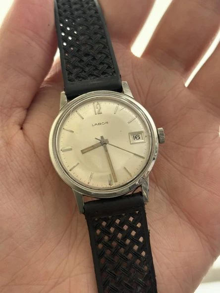 Labor 37mm Silikon Kordon Erkek Kol Saati 2.El ürün görseli 1