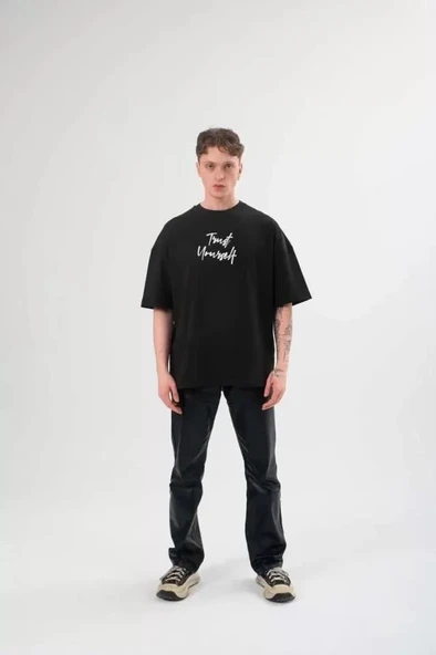 Unisex Bisiklet Yaka Baskılı Oversize T-Shirt - Siyah ürün görseli 1