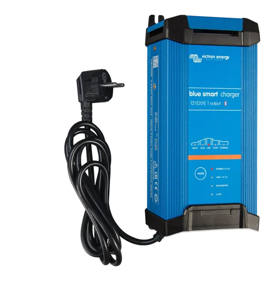 Victron Blue Smart IP22 Charger 220V 24V 16A (3) Akü Şarj Cihazı (BPC241648002) ürün görseli 1