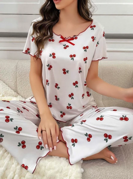 Kadın Beyaz Kiraz Desenli Kısa Kollu Yumuşak Pijama Takımı 5128 ürün görseli 1