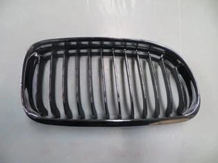 Bmw 3 Serisi 2009-2011 Ön Panjur Sağ Nikelajlı - Siyah (Tw) (Oem No: 51137201970) ürün görseli 1