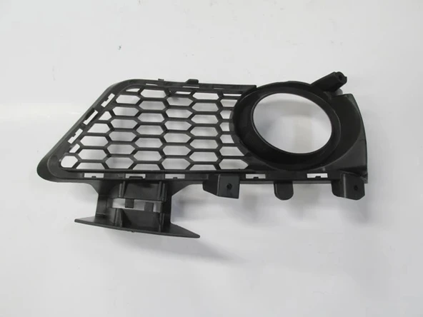 Bmw 3 Serisi 2012-2014 Sis Lamba Kapağı Sağ Delikli (M Paket) (Tw) (Oem No: 51118054156) ürün görseli 1