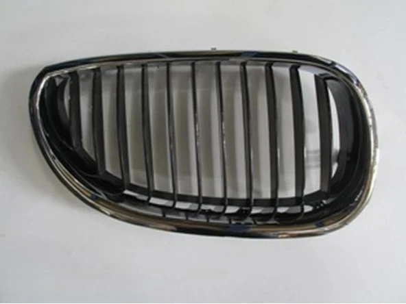 Bmw 5 Serisi 2004-2010 Ön Panjur Sağ Nikelajlı - Siyah (Tw) (Adet) (Oem No:51137027061) ürün görseli 1