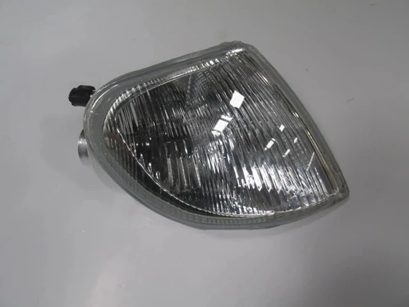 Citroen Berlingo 1996-2003 Ön Sinyal Sağ Beyaz (Mars) (Adet) (Oem No:630380) ürün görseli 1