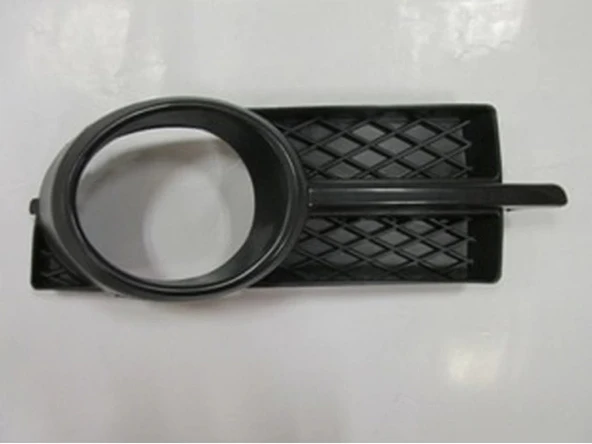 Chevrolet Aveo Sedan 2007-2012 Sis Lamba Kapağı Sağ Delikli Siyah Çıtalı (Bfn) (Adet) (Oem No:96648782) ürün görseli 1
