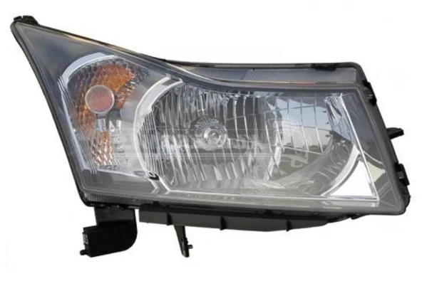 Chevrolet Cruze (2010 Yılında Çıkan Kasa) Far Sağ Opel (Oem No: 96828235) ürün görseli 1