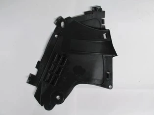 Dacia Logan 2004-2008 Karter Muhafaza Plastiği Sağ (Bfn) (Oem No: 8200411276) ürün görseli 1