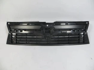 Dacia Duster 2010-2013 Ön Panjur Siyah (Oem No: 623100260R) ürün görseli 1